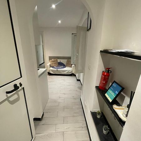 Center And Aquarium Apartment เจนัว ภายนอก รูปภาพ