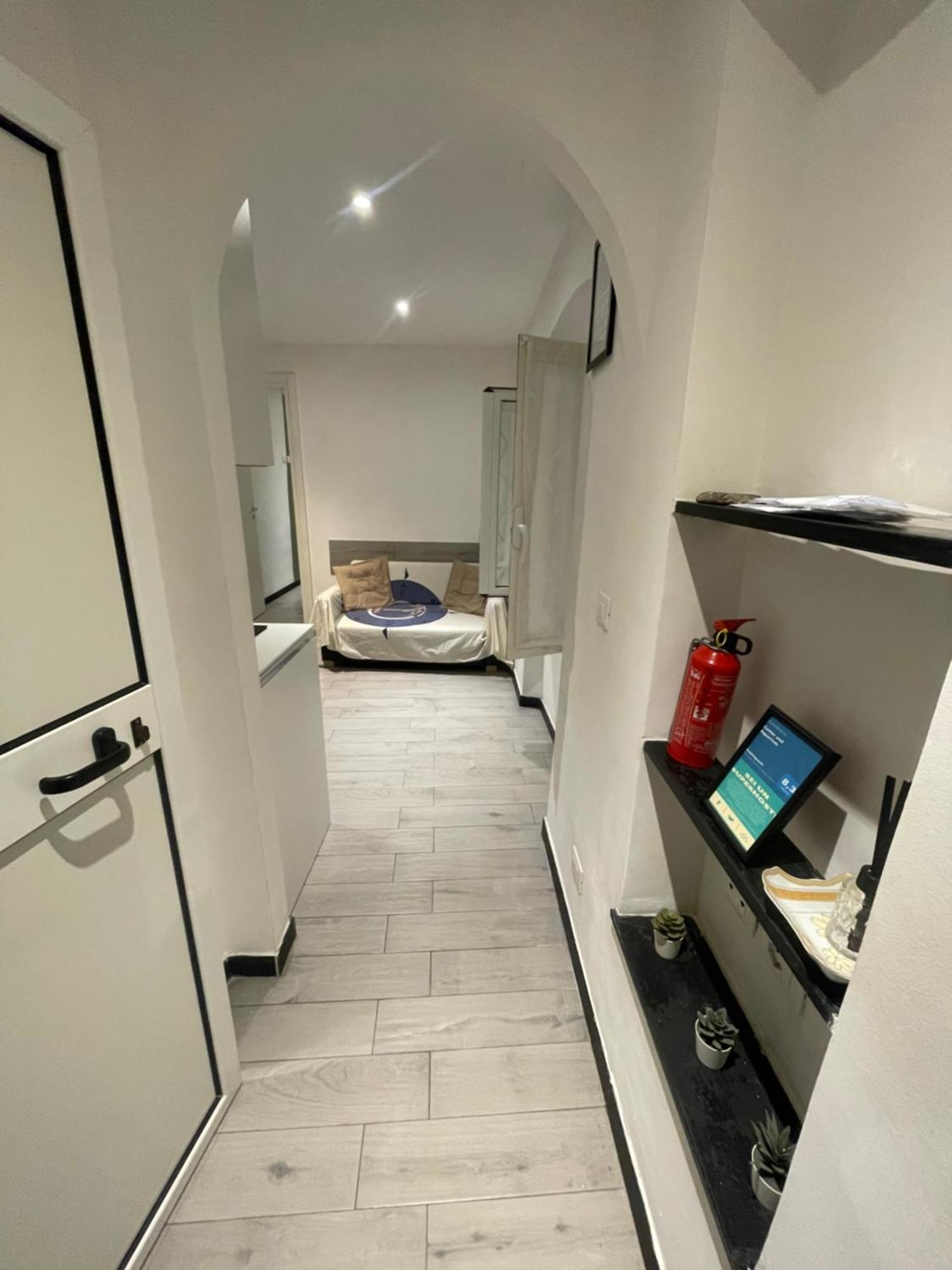 Center And Aquarium Apartment เจนัว ภายนอก รูปภาพ